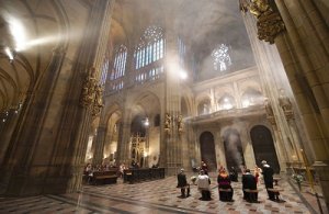Ekumenická vigilie Letnic 2019 v Praze: Křesťanské poselství překračuje jazykové bariéry