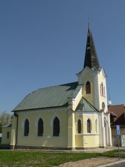 Starokatolický kostel svatého Ducha v Břidličné (Foto: Martin Vavřík, Wikimedia)