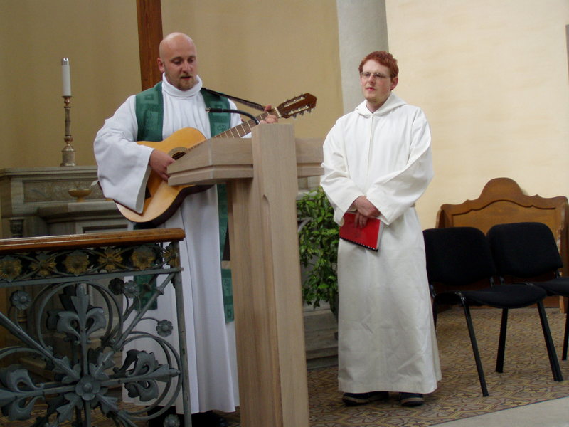 Farnost Brno - bohoslužba v červeném kostele 2005