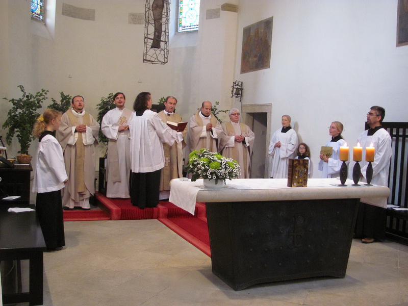 Katedrální chrám sv. Vavřince - 20. výročí první starokatolické bohoslužby v katedrálním chrámu