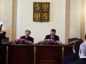 Smlouvy mezi státem a církvemi podepsány