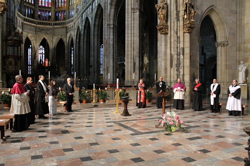 Ekumenická svatodušní vigilie v katedrále sv. Víta, Václava a Vojtěcha