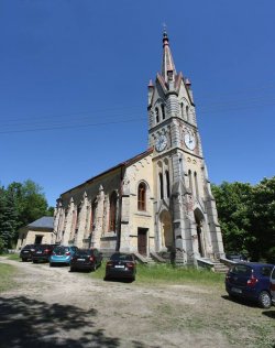Starokatolický kostel Nanebevstoupení Páně v Desné (Foto: Vojtěch Basl)