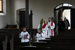Starokatolický kostel Nanebevstoupení Páně v Desné (Foto: Vojtěch Basl)