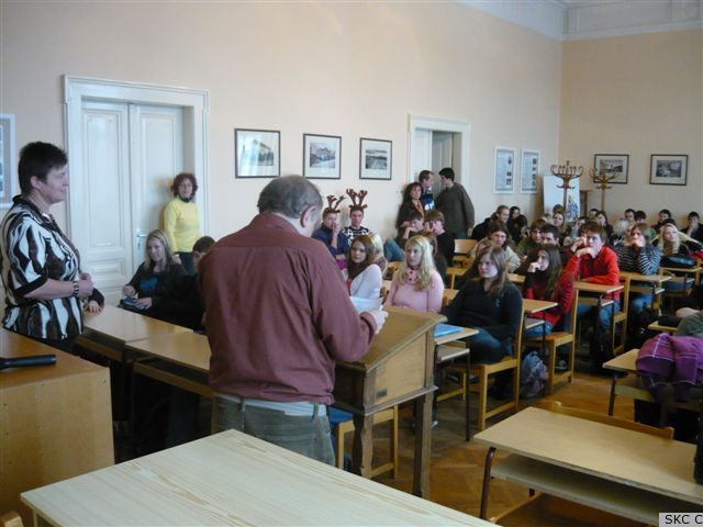 Farnost Tábor - přednáška o Vánocích na střední zemědělské škole 2010
