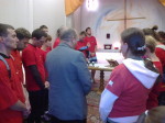 Organizovaná skupina "mezikostelních" běžců se
přiběhla pomodlit do naší kaple okolo 19:00 hod.